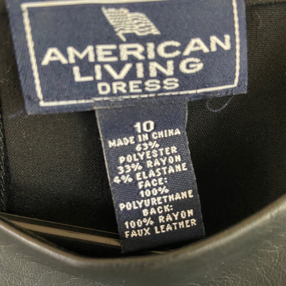 Dress - Picture 3 of 3
